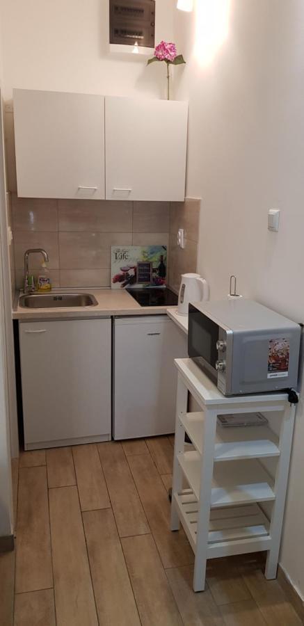 Studio Apartment Legcevic Kaštela Exteriör bild