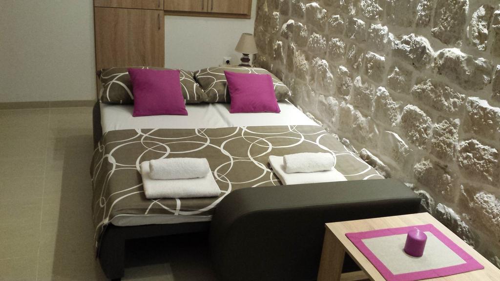 Studio Apartment Legcevic Kaštela Rum bild