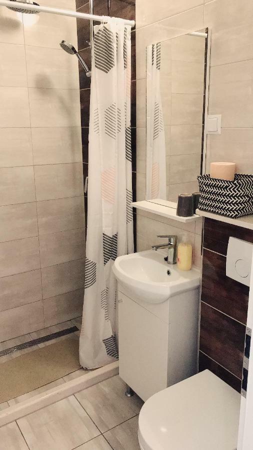 Studio Apartment Legcevic Kaštela Exteriör bild